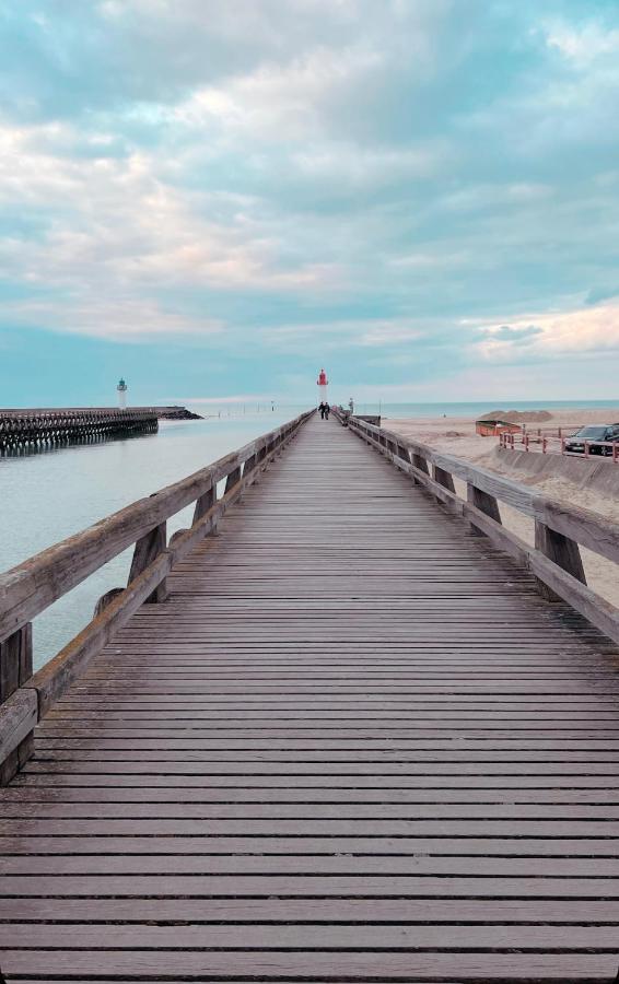 Le Plénitude YourHostHelper Trouville-sur-Mer Esterno foto